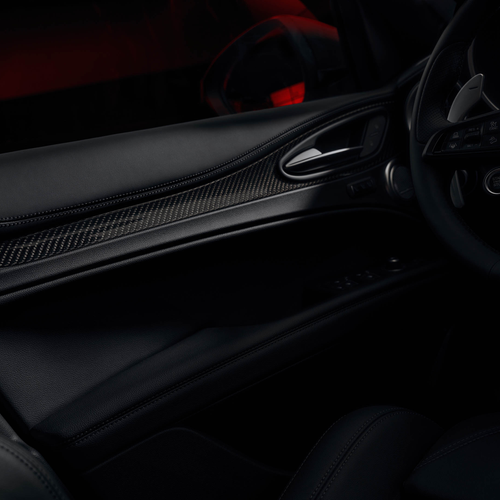 2027 Alfa Romeo Stelvio Luna Rossa Interior